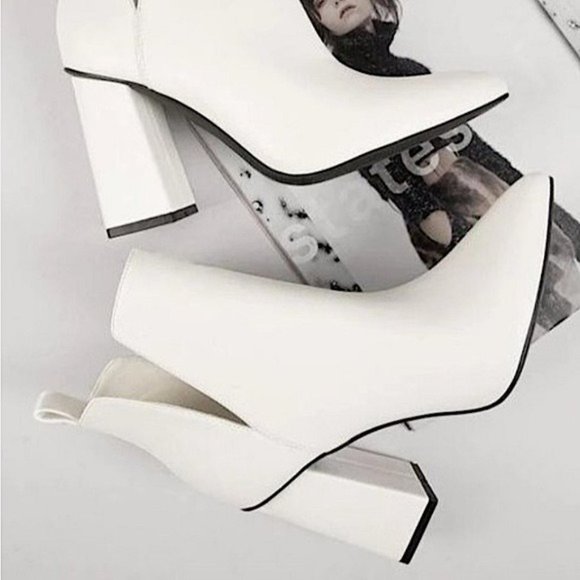 White Pull On V Cut Block Heel Bootie - Picture 2 of 2
